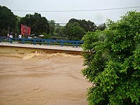 Foto da rio Branco com Chuva
