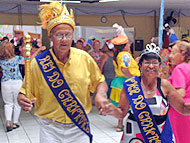 Foto do casal na folia
