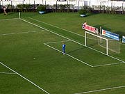 Foto do jogo no campo do Est�dio Municipal M�rio Hel�nio em Juiz de Fora
