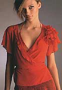 Conjunto vermelho, da Mary Zaide