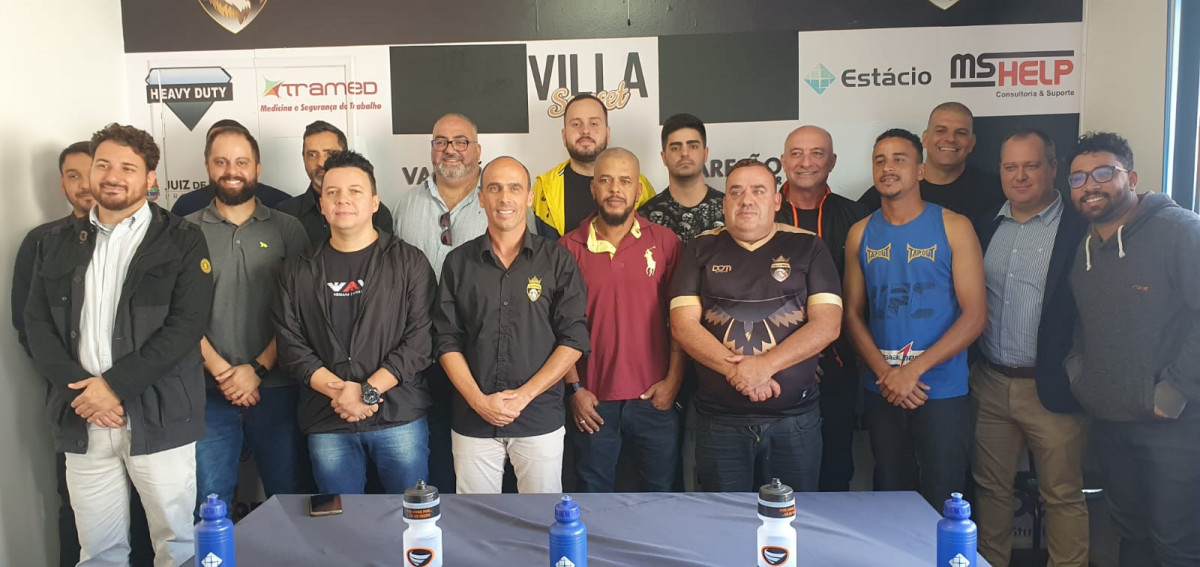 Membros da comissão técnica do Villa Real também deixam o clube