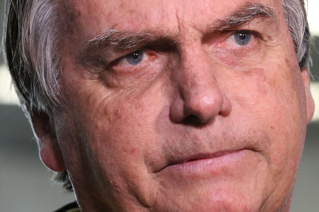 Moraes nega recurso de Bolsonaro contra condena&ccedil;&atilde;o por trama golpista