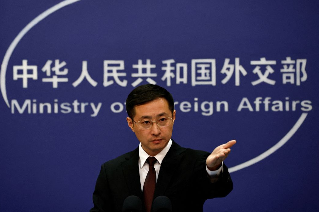 China diz que intercepta&ccedil;&atilde;o de navios pelos EUA &eacute; "viola&ccedil;&atilde;o grave"