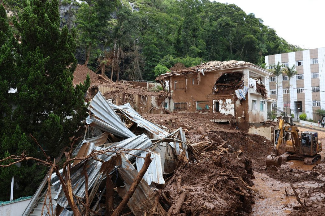 Buscas em Juiz de Fora est&atilde;o encerradas; moradores seguem fora de casa