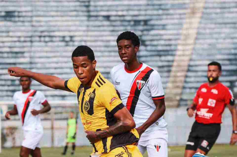 Uberabinha perde para o Nacional, segue sem pontuar e amplia crise no Mineiro Sub-20