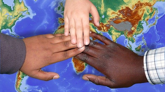 Refugiados e migrantes