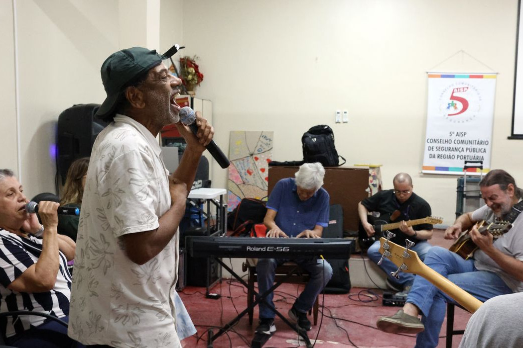 Com 25 anos, grupo musical de pacientes psiqui&aacute;tricos lan&ccedil;a novo &aacute;lbum
