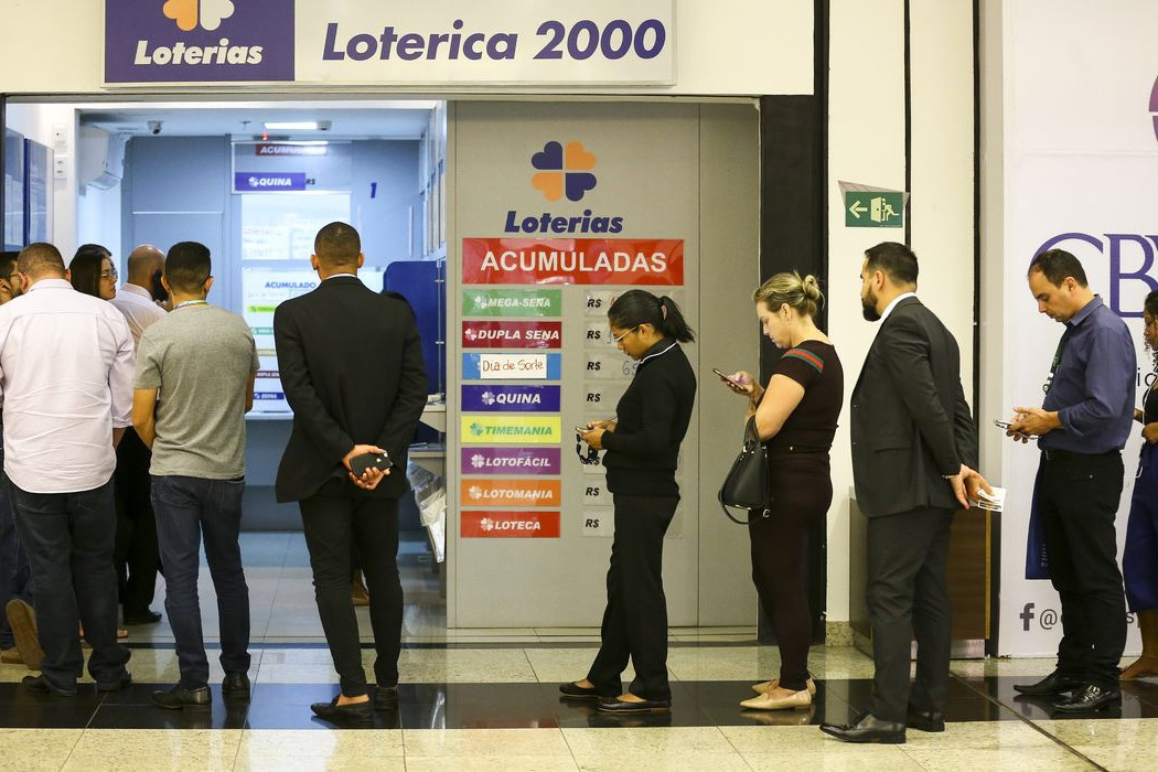 Mega-Sena sorteia pr&ecirc;mio acumulado em R$ 112 milh&otilde;es neste domingo