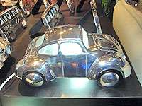 Foto de lumin?ria em forma de fusca