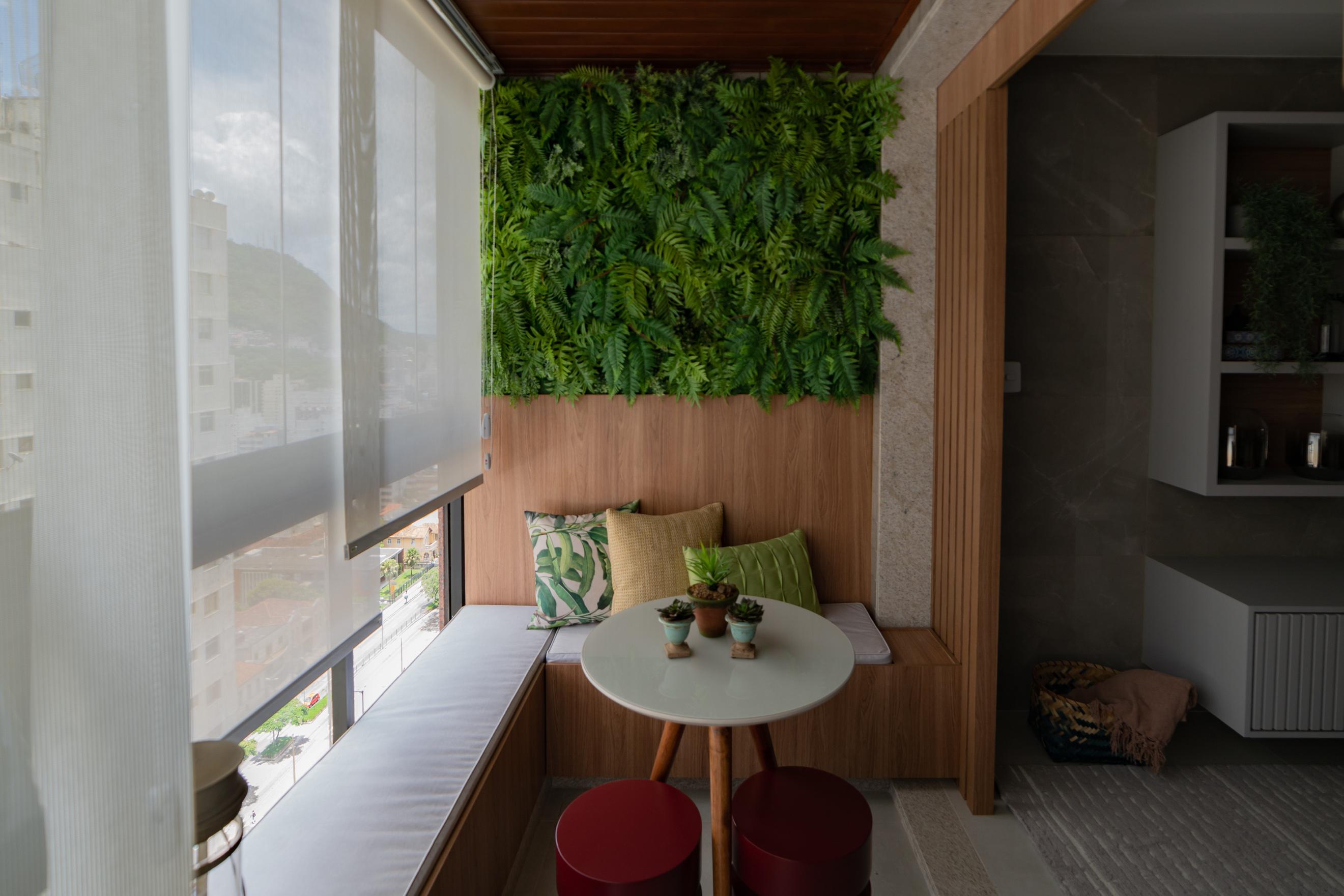 Raquel Campanate Raquel Campanate