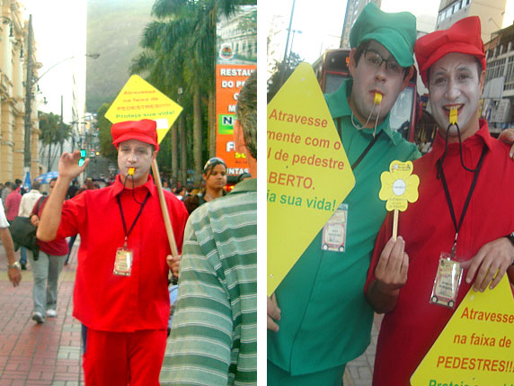 Foto dos atores na campanha Educando para o tr?nsito