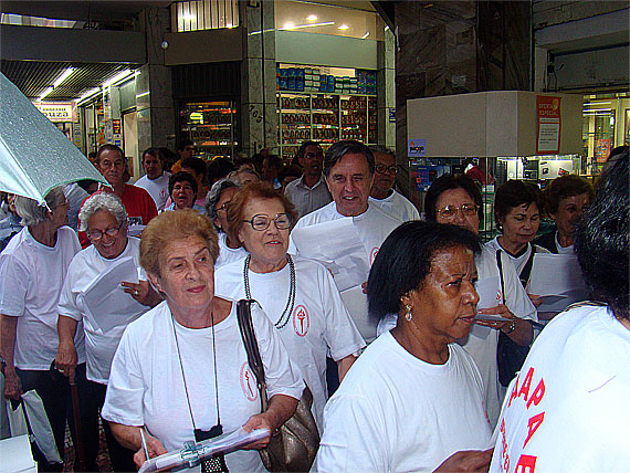 Manisfesta&ccedil;&atilde;o dos aposentados
