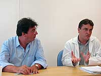 Reitor da UFJF e 
Diretor geral do HU sentados lado a lado