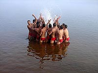 Bombeiros depois da travessia