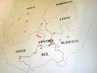 Foto de mapa com marcas das regi?es a serem vendidas