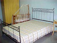 Foto de uma cama da Casa de Parto