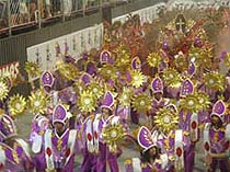 Foto do desfile de carnaval em Juiz de Fora