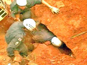 Foto deslizamento de terra JK