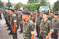 Foto de soldados do ex?rcito