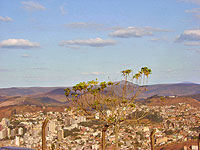 Foto da vista de Juiz de Fora. Tempo aberto