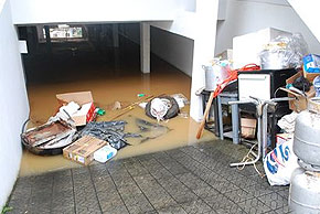 Foto da enchente em Manhua?u