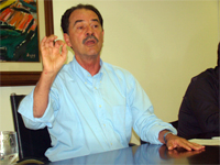 Foto de Custódio na coletiva