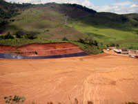 Aterro Sanit&aacute;rio