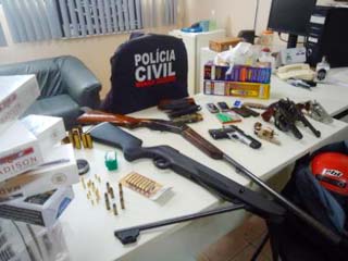 Foto de materiais apreendidos