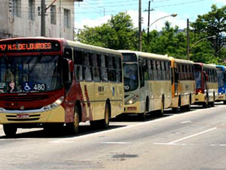 &Ocirc;nibus na Rio Branco