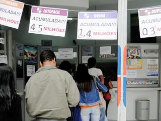 Casa lot&eacute;rica