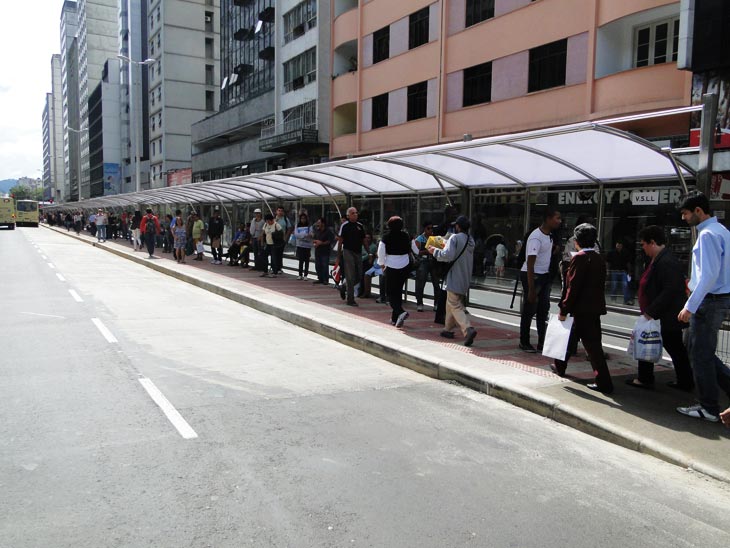 ponto de ônibus Rio Branco