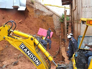 Foto: Divulgação PJF soterramento