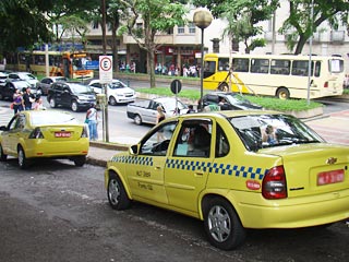 Táxis