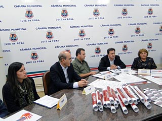 Foto: ACESSA.com Campanha Idosos