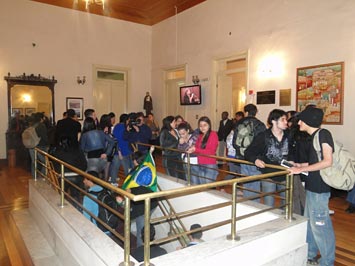 Foto: ACESSA.com protesto