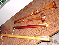 foto de fagotes e outros instrumentos de sopro