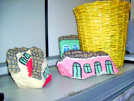 Foto de artesanato produzido pelas crian?as