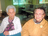 Foto de duas idosas