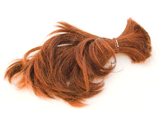 Sal&atilde;o de beleza de JF oferece cortes gratuitos para quem for doar cabelo