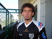 Zagueiro Jo?o J?nior 
em Santa Terezinha