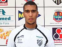 Foto de Vin?cius, o atacante que rerfo?a o Galo