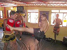 foto de uma luta de Muay Thai