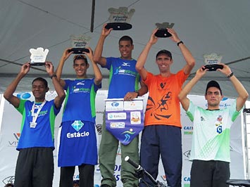 Pódio da categoria masculina