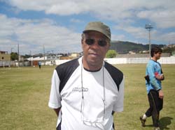 Foto ex treinador do Tupi, Jos? Maria Pena