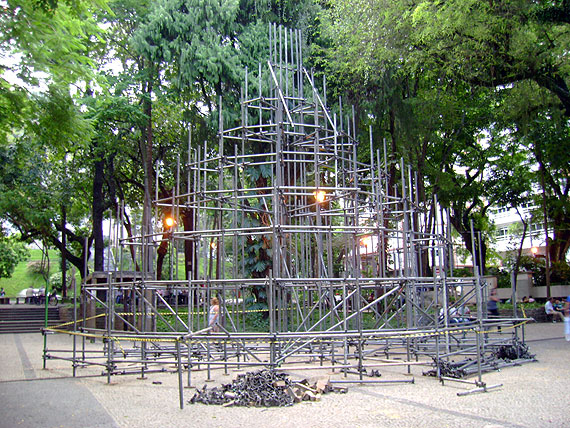 Estrutura da árvore de Natal