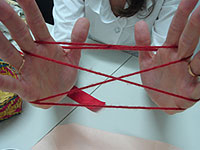 Foto de brincadeira de barbante