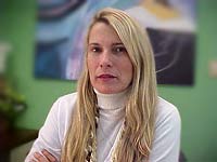 Imagem
da dermatologista L?cia Lana