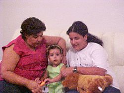 Joana e a filha Maria Elisa