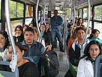 foto de Magela entre os passageiros
