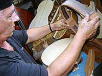 Foto do Caio trabalhando